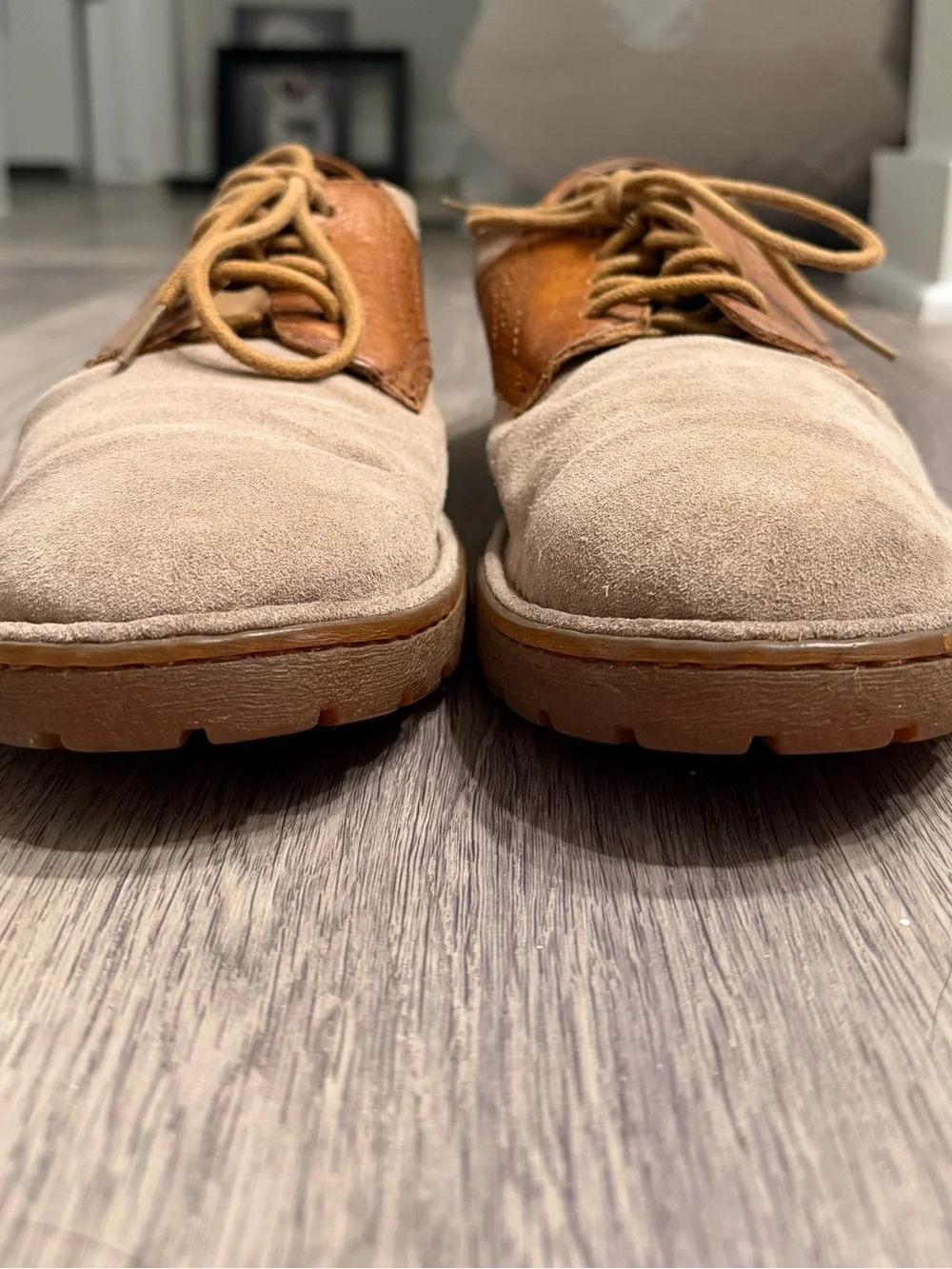 Born Men’s 10 EU 44 Tan Suede Leather Oxford Derby Lace Up Shoes Brown